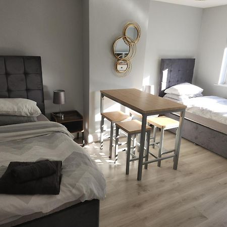 Southernwood - Wantage Road Apt 2 ディドコット エクステリア 写真